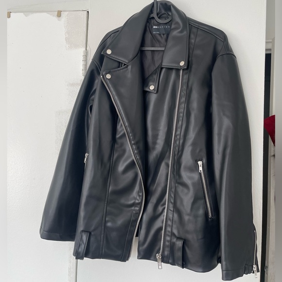 Asos black leather jacket. Size UK 8, US 4, EU 36. Brand new. Never worn. - Picture 2 of 4